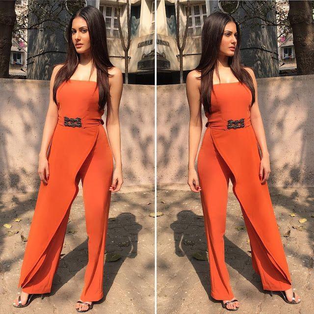 Actress Amyra Dastur 2017 Latest Hot & Spicy Stills