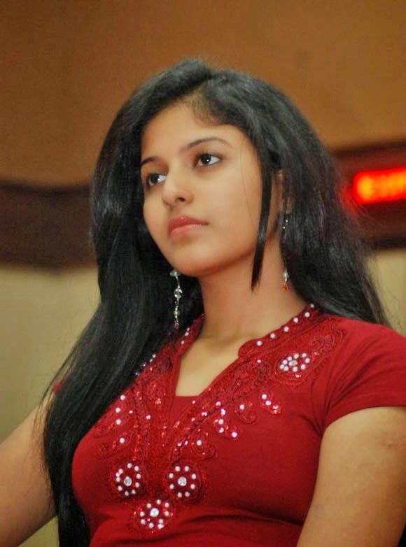 Actress Anjali Hot Sexy Photo Stills