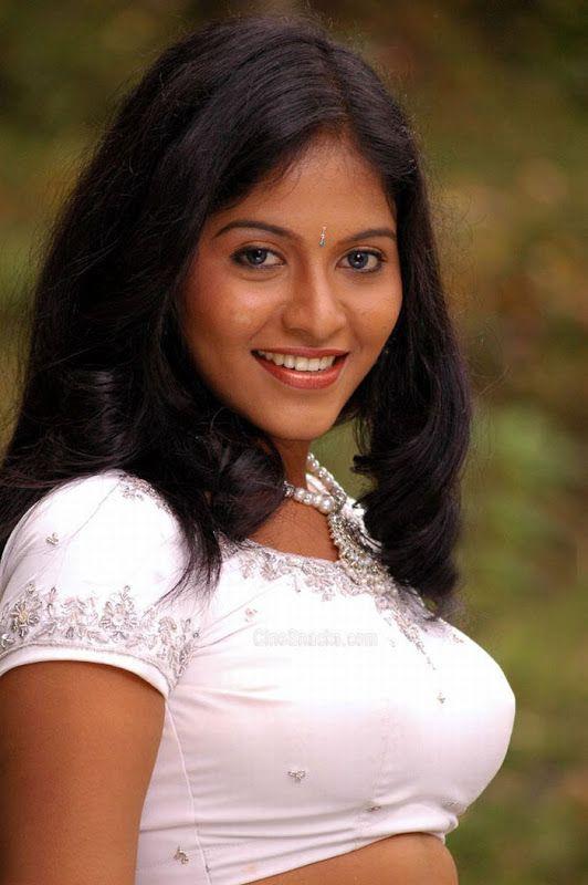 Actress Anjali Never Seen Navel Cleavage Show in Sexy Photo Gallery