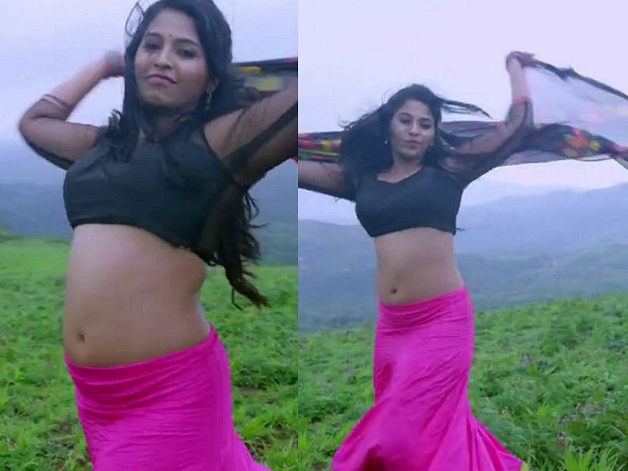 Actress Anjali Never Seen Navel Cleavage Show in Sexy Photo Gallery