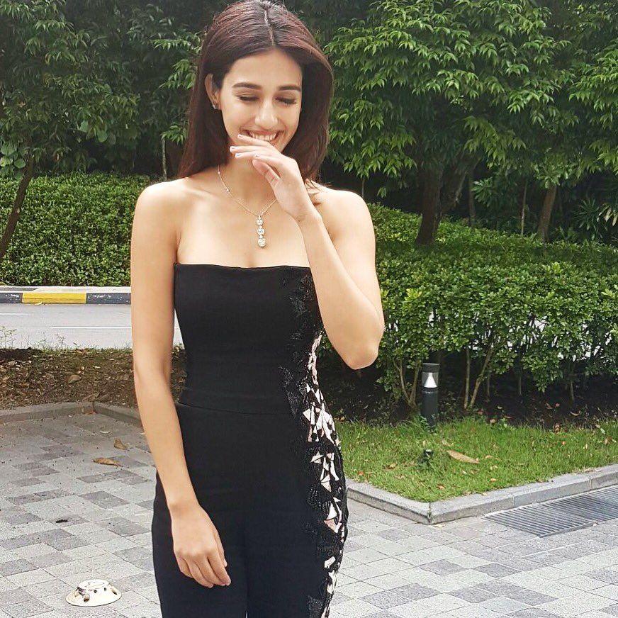 Actress Disha Patani Hot & Spicy Cleavage Photos are too Hot to Handle!
