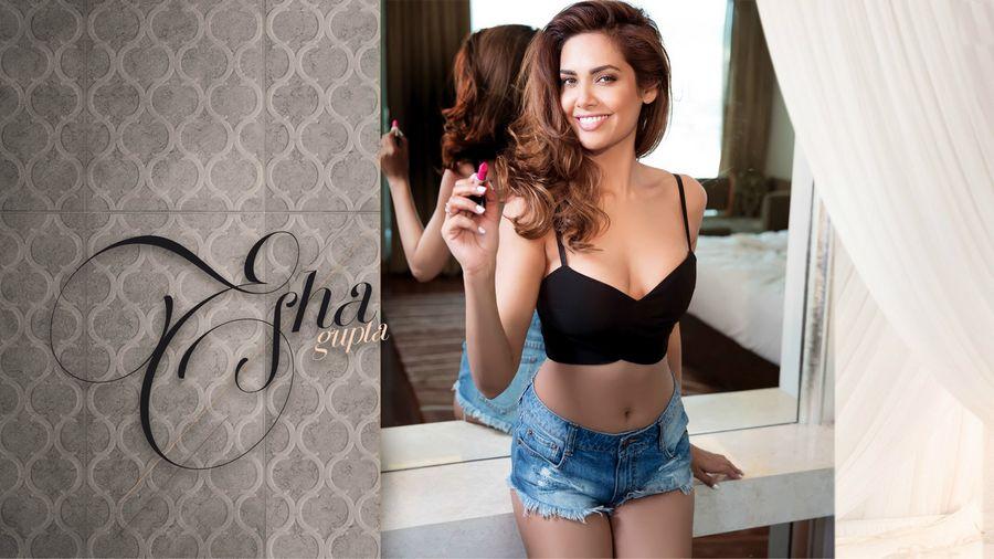 Actress Esha Gupta Latest Hot & Spicy Cleavage Stills