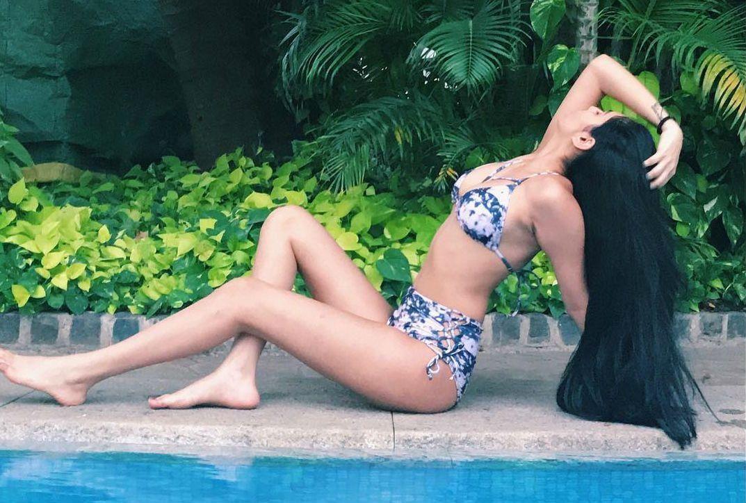 Actress Eshanya Maheshwari Hot Bikini Photoshoot Stills