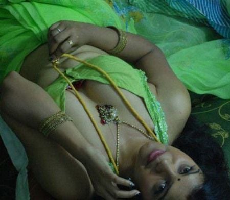 Actress Hot Sexy Expressions Photos