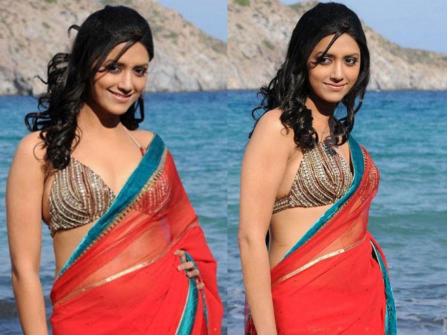 Actress Mamtha Mohandas Never Seen Hot & Spicy Wet Photos Collections