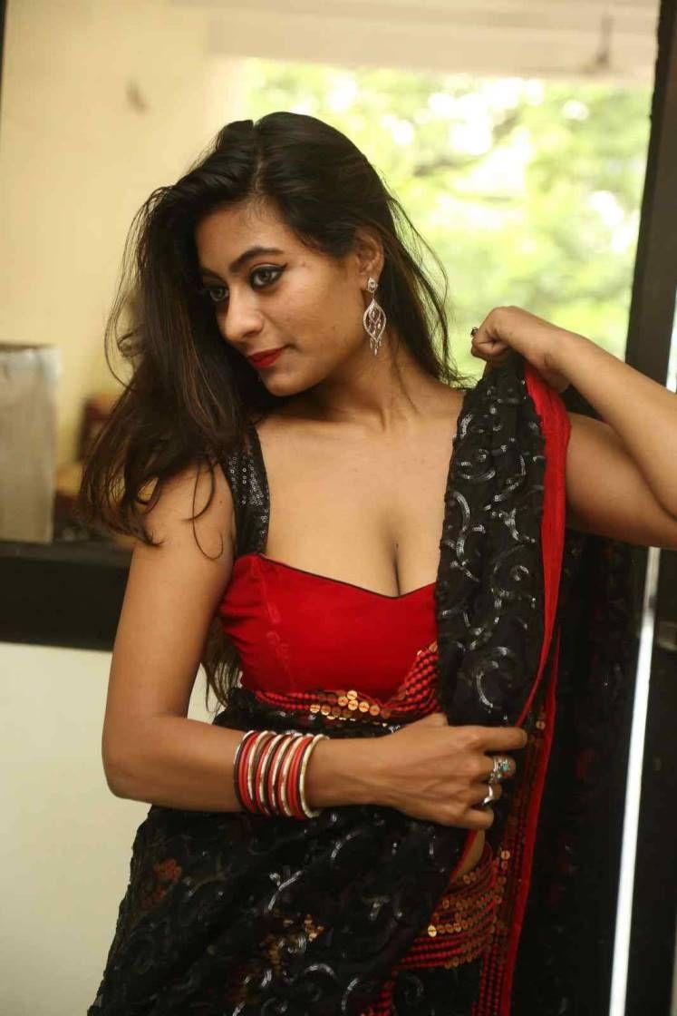 Actress Monica Aunty Hot Navel Show Stills