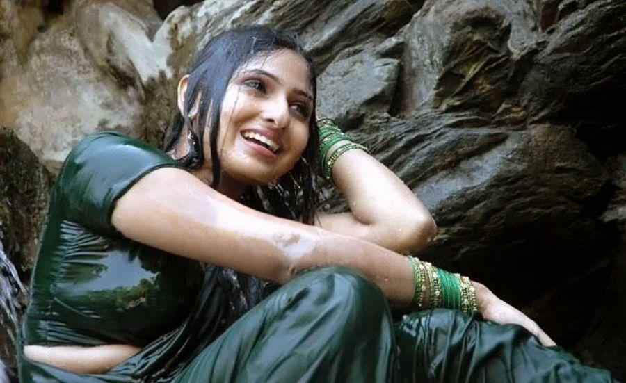 Actress Monica Hot & Spicy Wet Photos