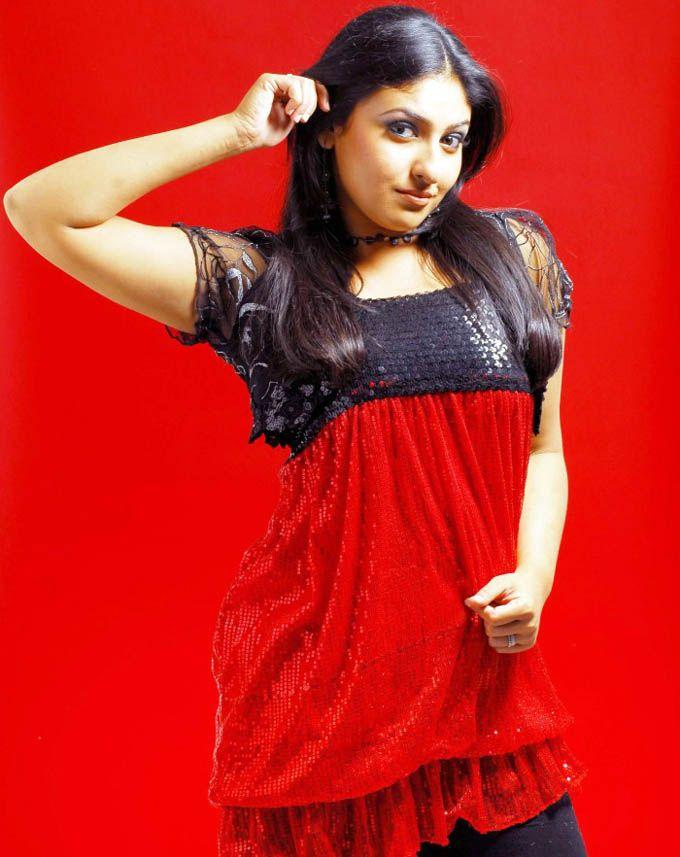 Actress Monica Hot & Spicy Wet Navel Show Photos