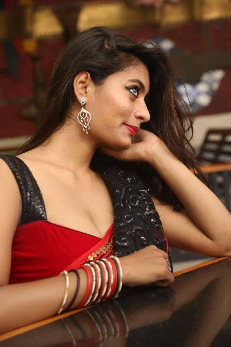 Actress Monica Thomson Hot Cleavage Show Stills