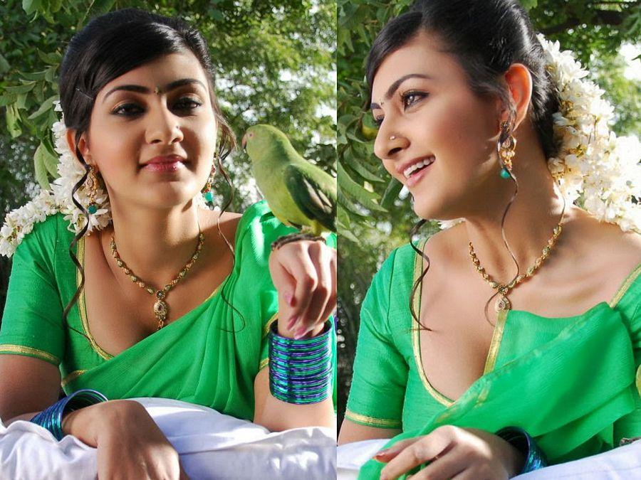 Actress Neelam Upadhyay Hot Sizziling Navel & Cleavage Show Stills