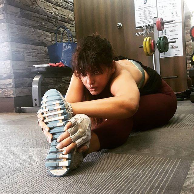 Actress Neetu Chandra is getting hotter day by day Exercise Workouts