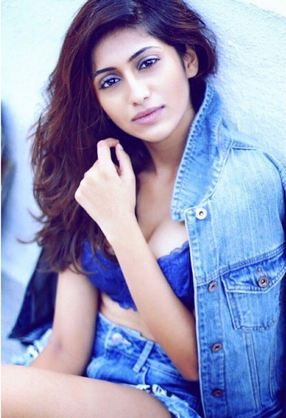 Actress Prajakta Hot & Spicy Photoshoot Gallery