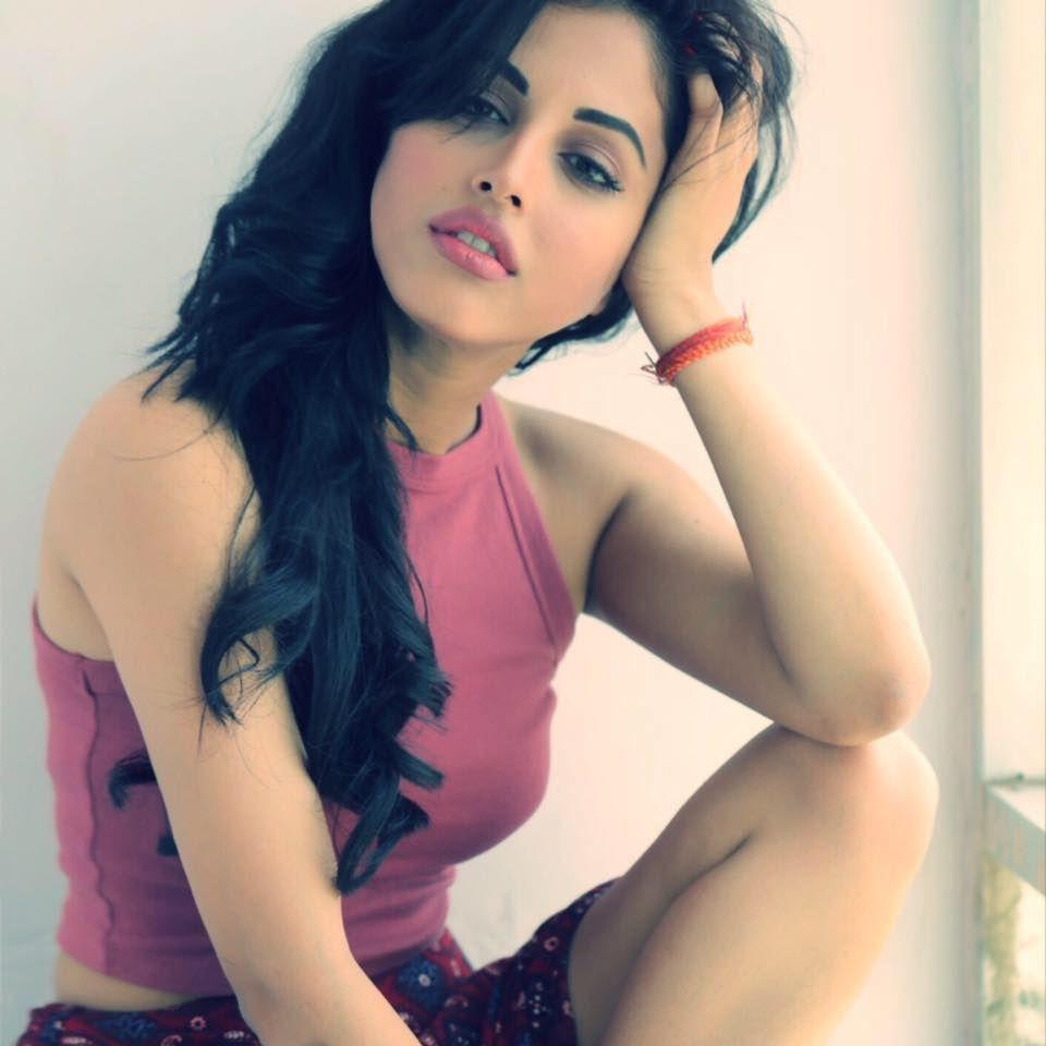 Actress Priya Banerjee Hot & Sexy Cleavage Show Photoshoot Stills
