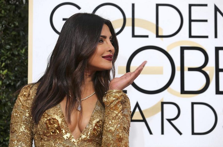 Actress Priyanka Chopra Hot Looking Photos