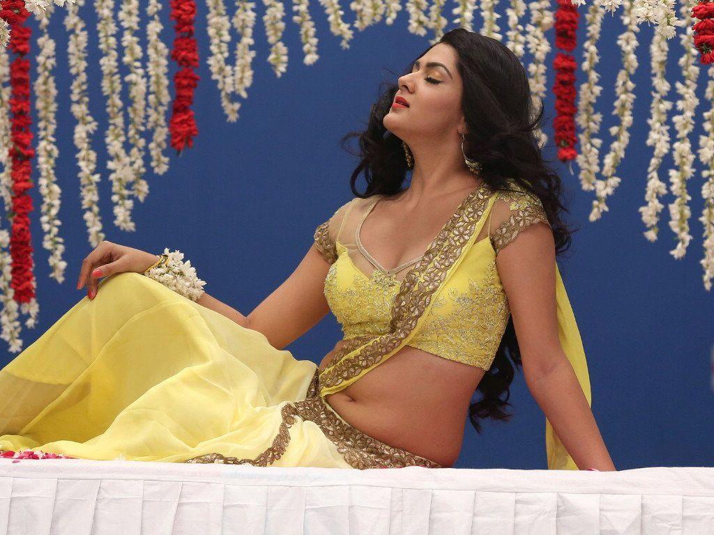 Actress Sakshi Chaudhary Stunning Hot Bikini & Latest Photoshoot Stills