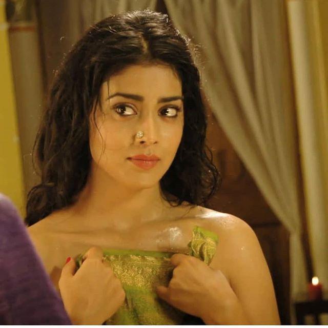 Actress Shriya Saran New Unseen Hot Photos Collections