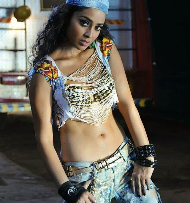 Actress Shriya Saran New Unseen Hot Photos Collections