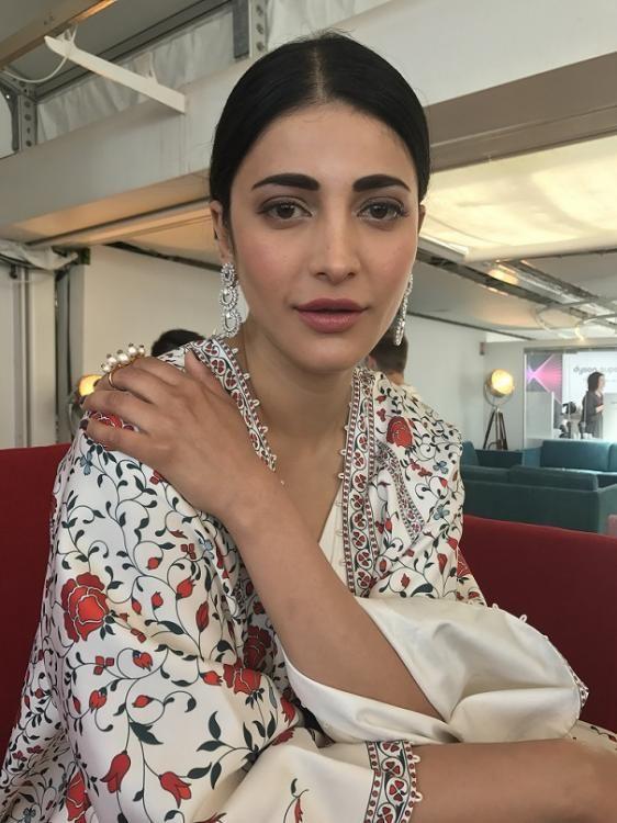 Actress Shruti Hassan at Cannes 2017 Hot Photos