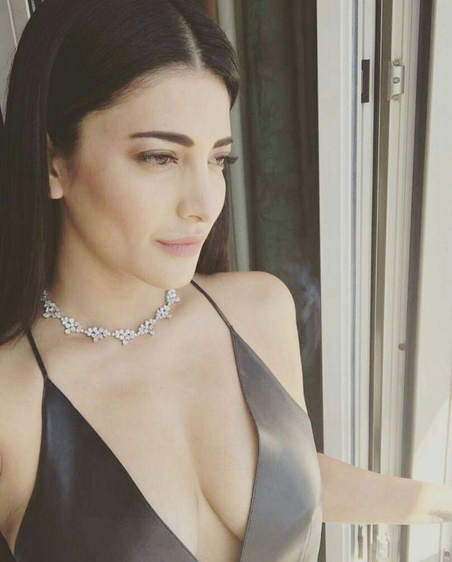 Actress Shruti Hassan at Cannes 2017 Hot Photos