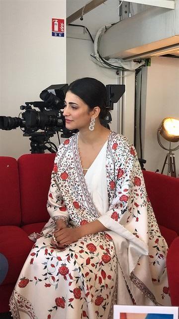 Actress Shruti Hassan at Cannes 2017 Hot Photos