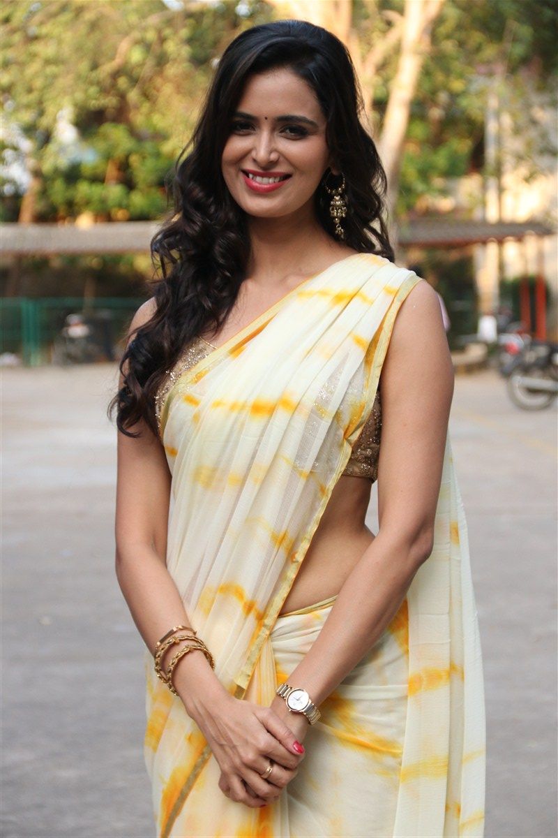 Actress Sirisha Hot Stills
