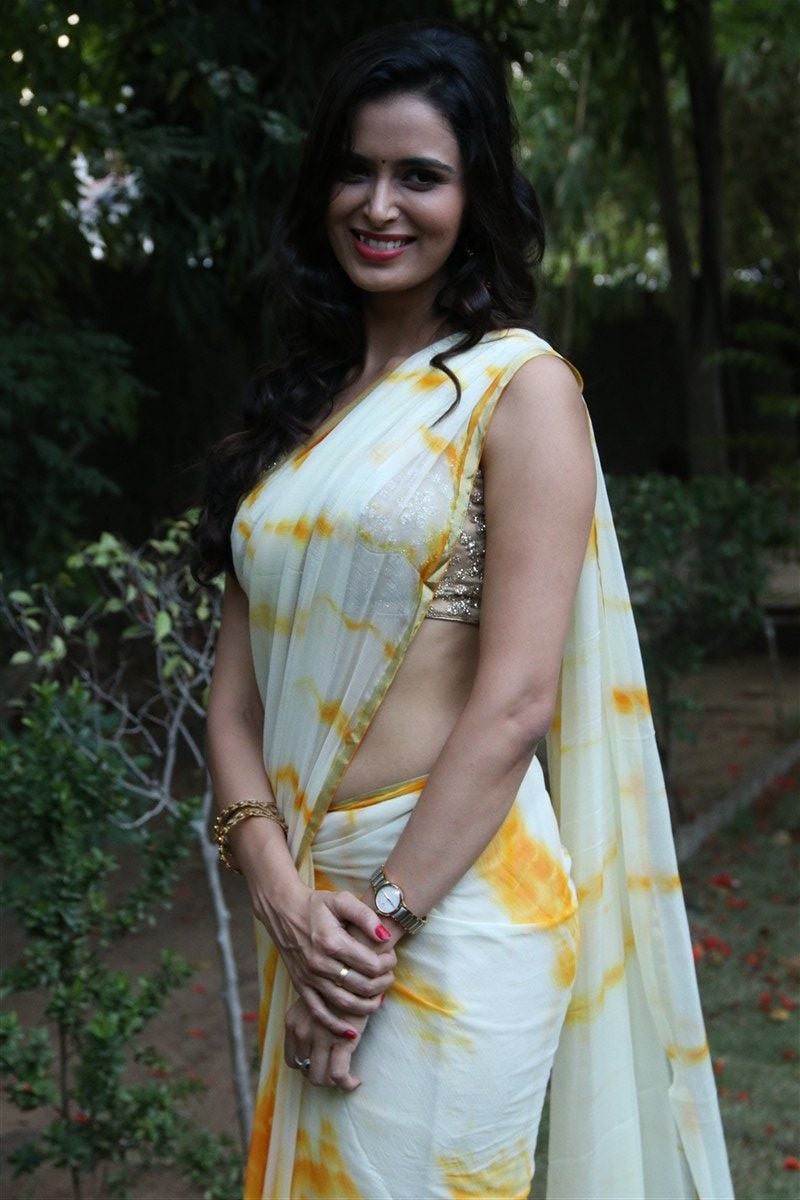 Actress Sirisha Hot Stills