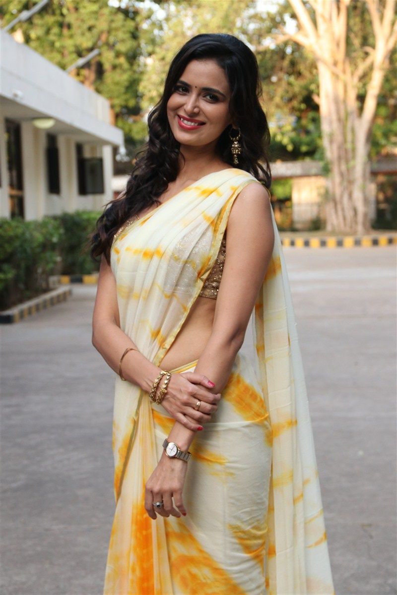 Actress Sirisha Hot Stills