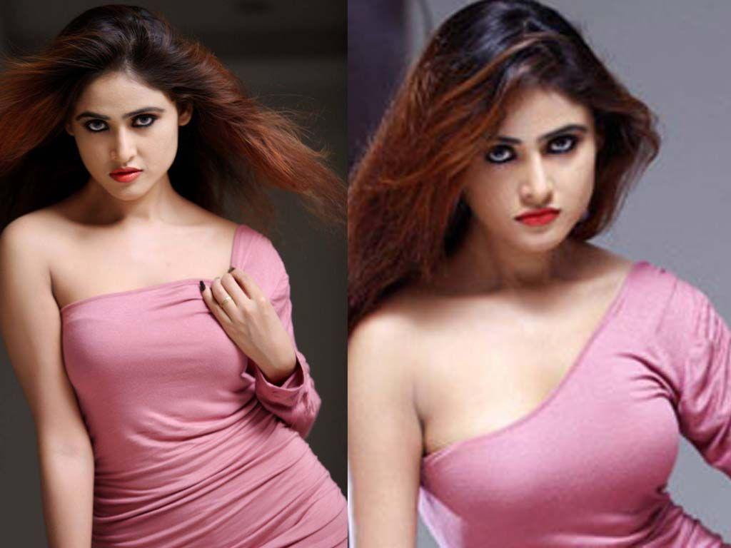 Actress Sony Charishta Hot & Spicy Cleavage Show Photos Collections