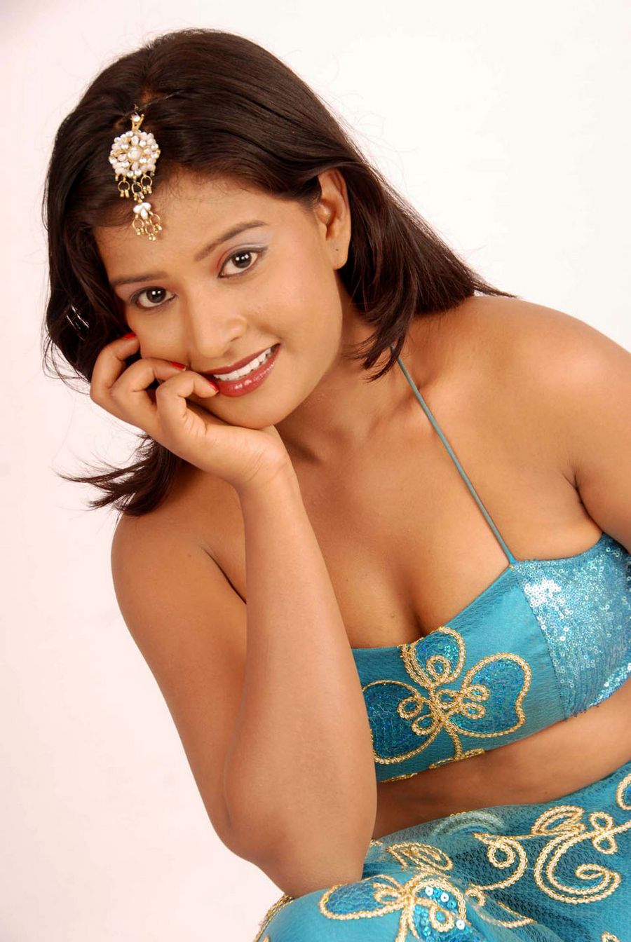 Actress Soujanya Hot Sexy Photos