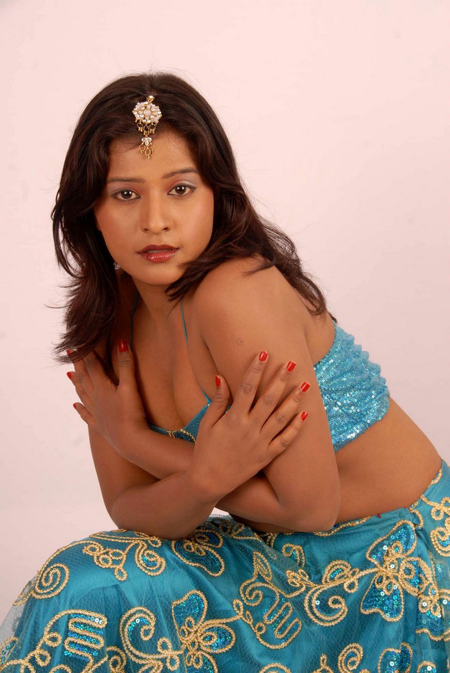 Actress Soujanya Hot Sexy Photos