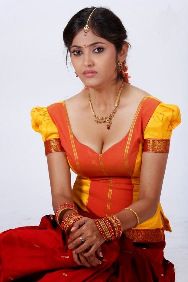 Actress Supoorna Spicy Hot Photos