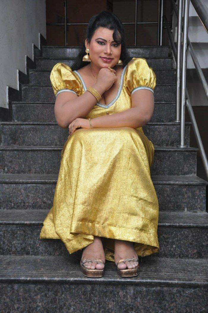 Actress Sushmitha Hot Spicy Gallery