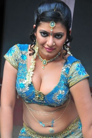 Actress Taslima Sheik Sexy Wallpapers