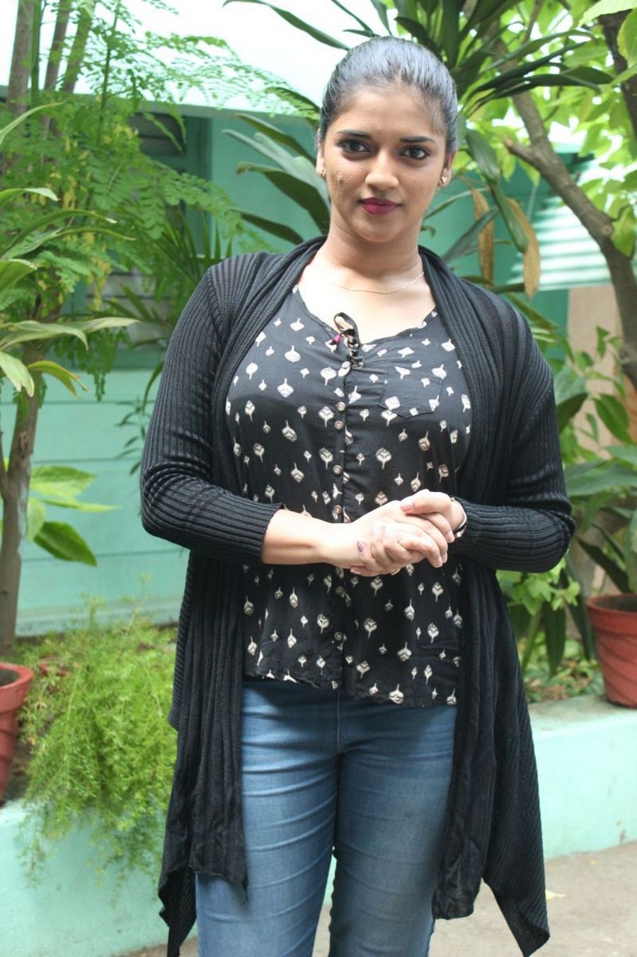 Actress Vasundhara Kashyap Spicy Stills