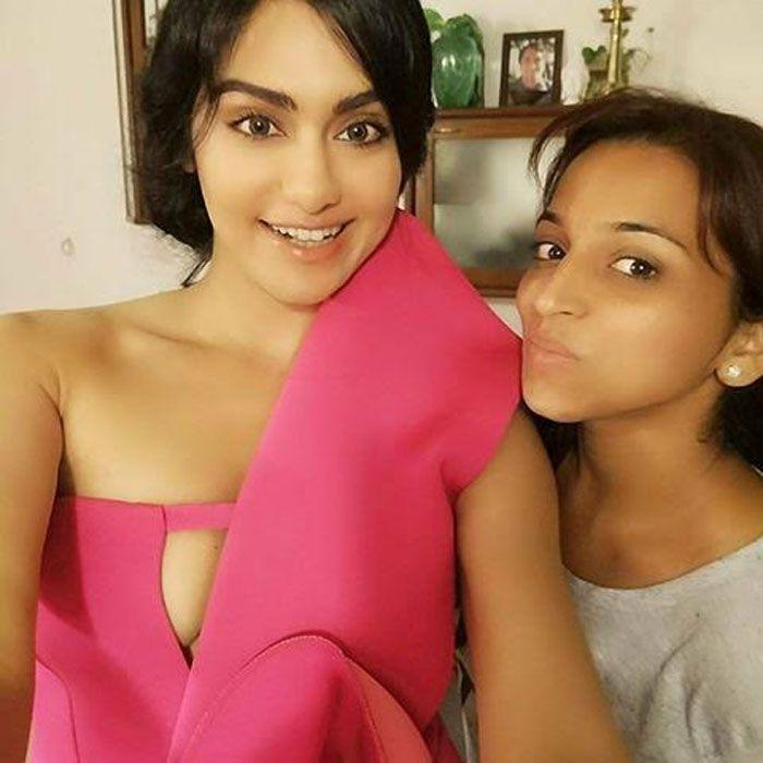 CAUGHT: Adah Sharma Flaunts HOT Cleavage And MILKY Legs show Photos