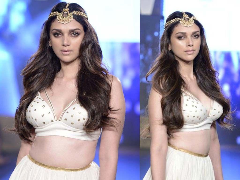 Aditi Rao Hydari Recent Hot Cleavage & Bikini Show Photoshoot Stills