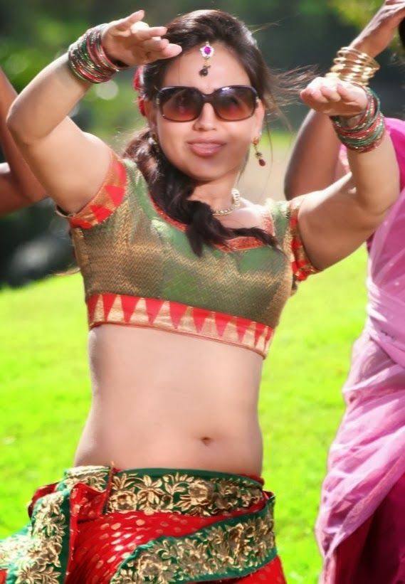 Aksha Latest Hot Navel Pics