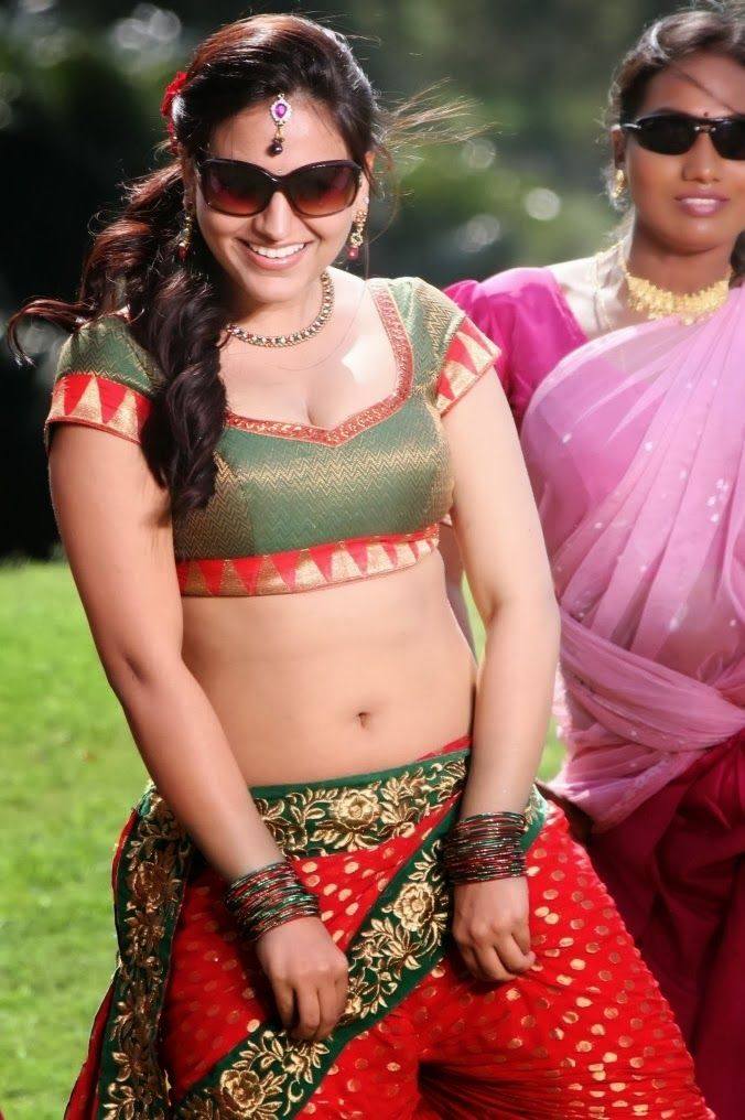 Aksha Latest Hot Navel Pics