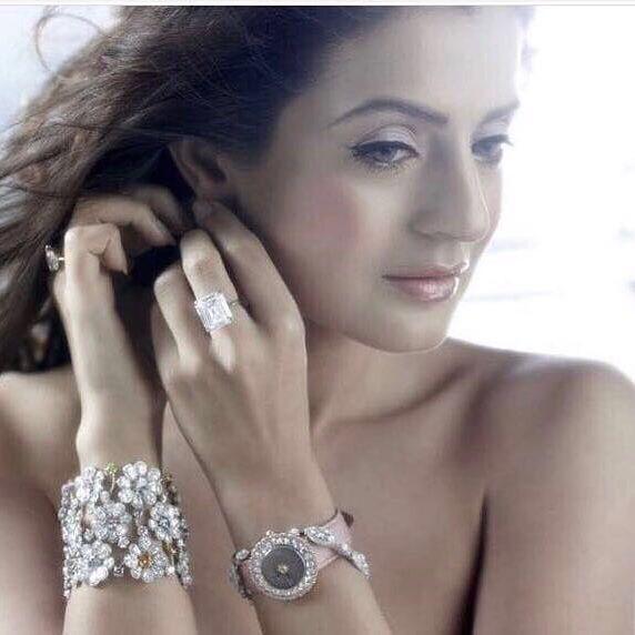 B'day Special: Actress Ameesha Patel Never Seen Hot Pictures Collections