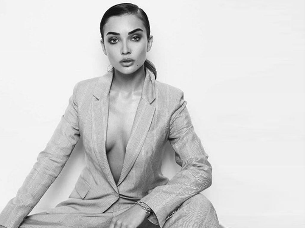 Amy Jackson Smoking Hot Photoshoot Stills