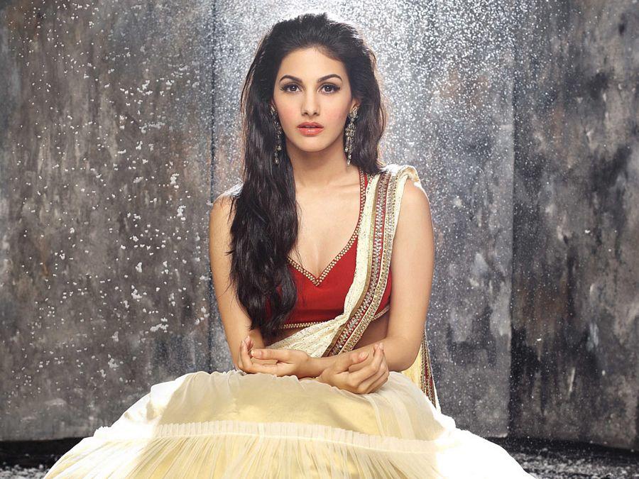 Amyra Dastur HD Wallpaper & Hot Bikini Images