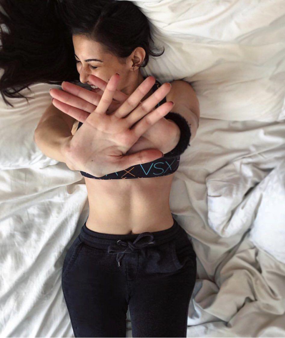 Amyra Dastur Recent Hot Wallpapers