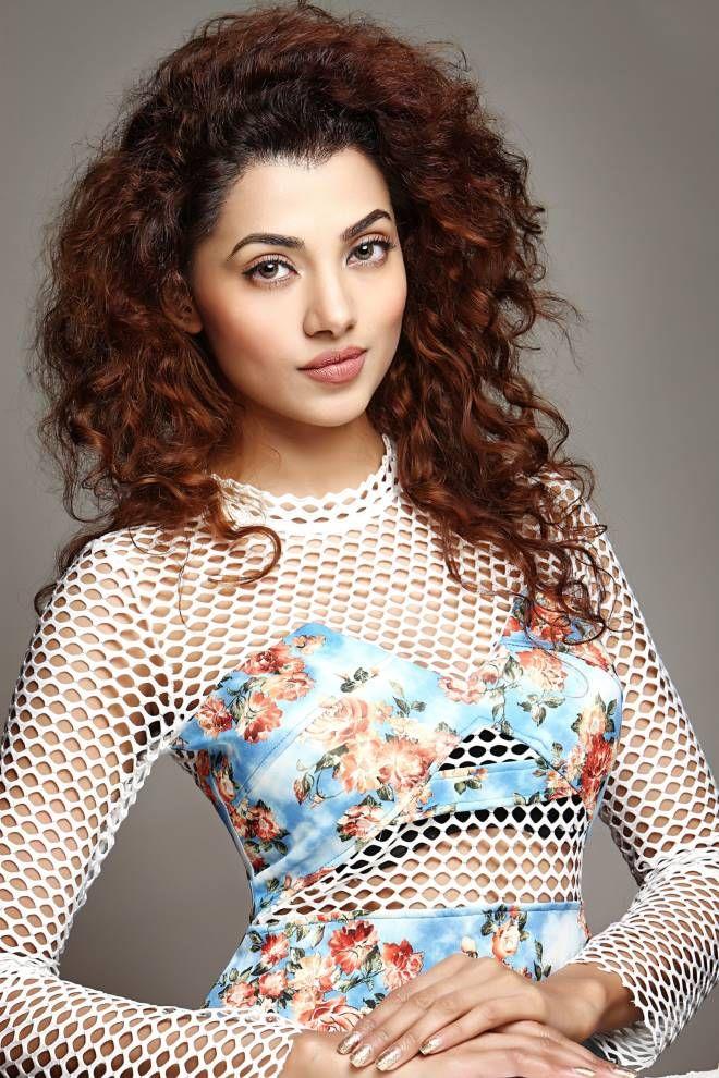 Ananya Sengupta Hot & Spicy Latest Photoshoot Stills