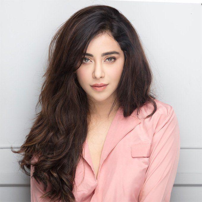 Angela Krislinzki Latest Hot 2018 Photoshoot Stills