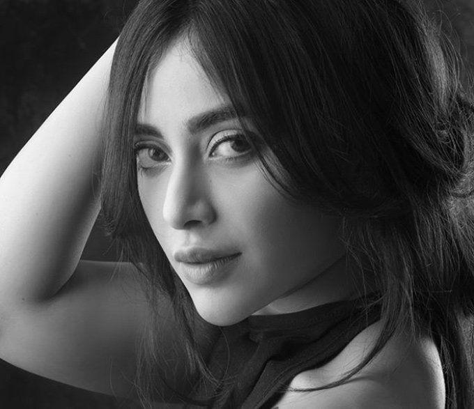 Angela Krislinzki Latest Hot 2018 Photoshoot Stills