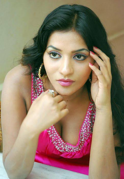 Anitha Reddy Hot Sexy Images