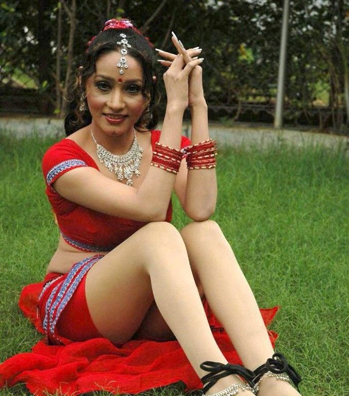 Anu Vaishnavi Latest Hot & Sexy Stills 