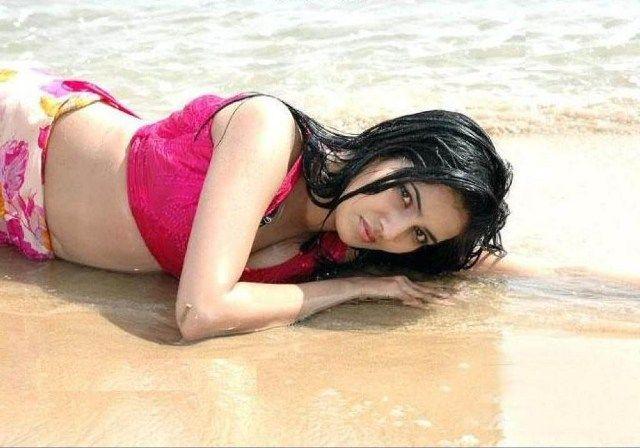 Anuradha Mehta HOt & Spicy Wet Stills