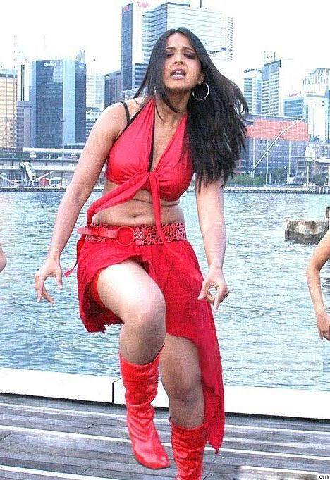 Anushka Shetty Sexy Hot Pics