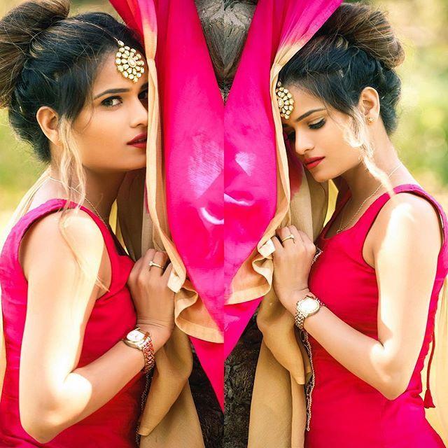 Archana Gautam Hot & Spicy Cleavage Show Stills